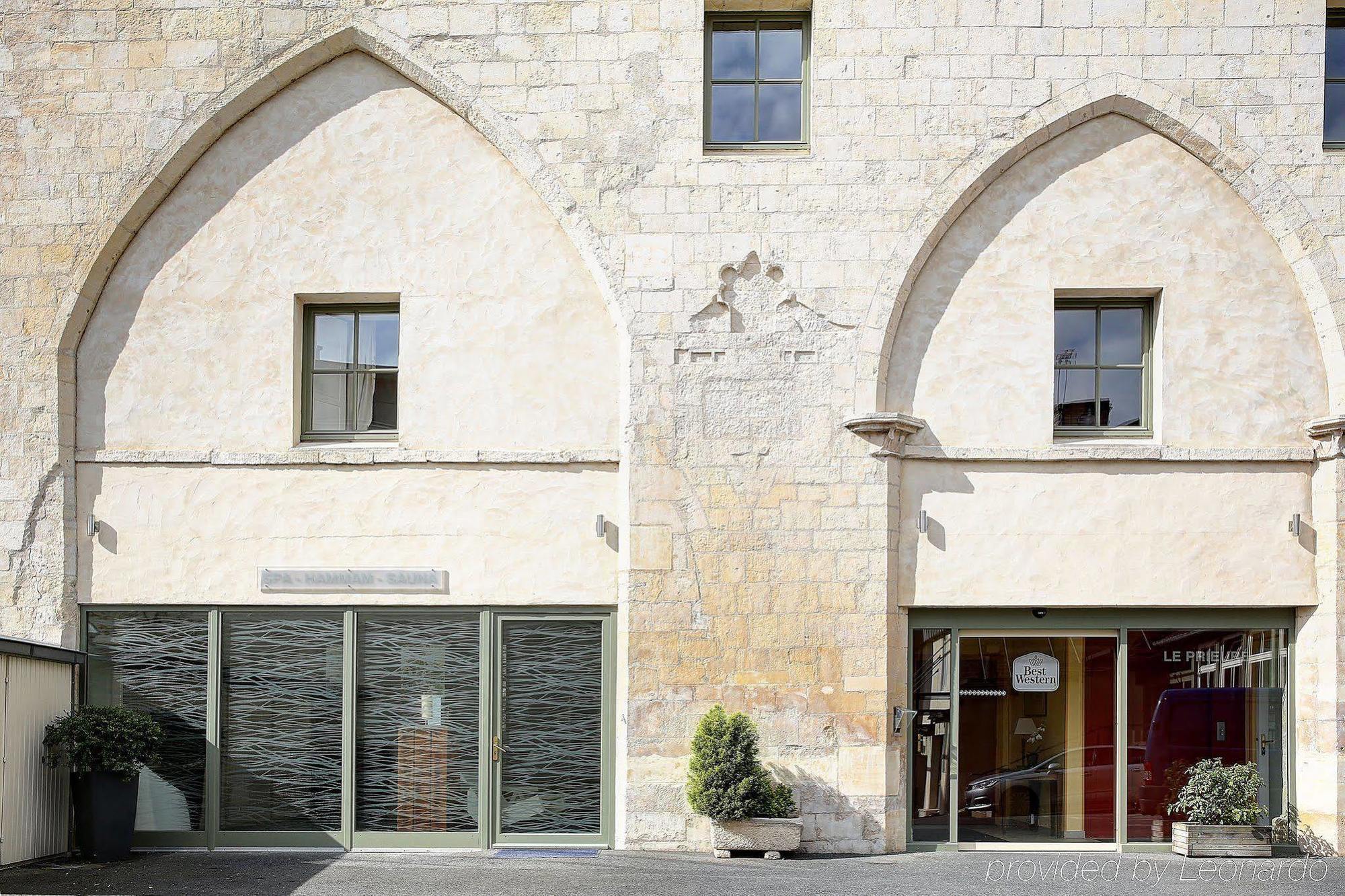 Hotel Restaurant Le Dauphin Et Le Spa Du Prieure Caen Exterior foto